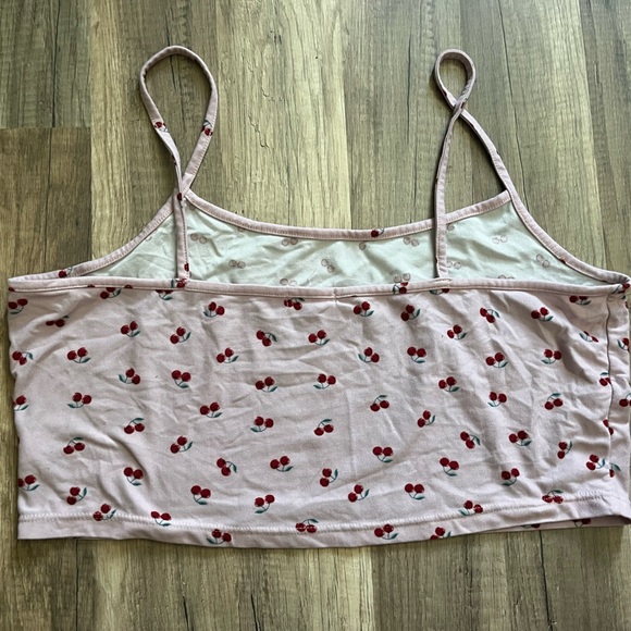 Cute pink 🍒Ardene top in size Xl - Picture 2 of 3